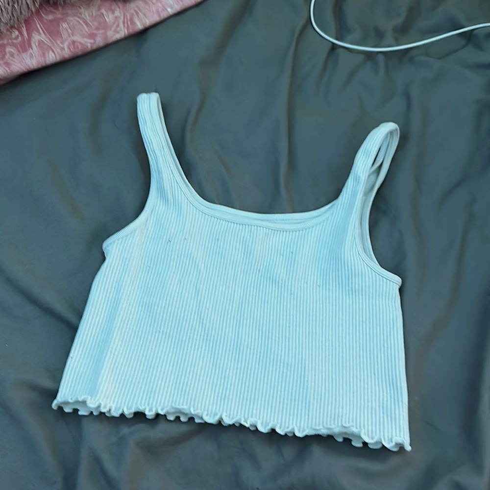 crop top